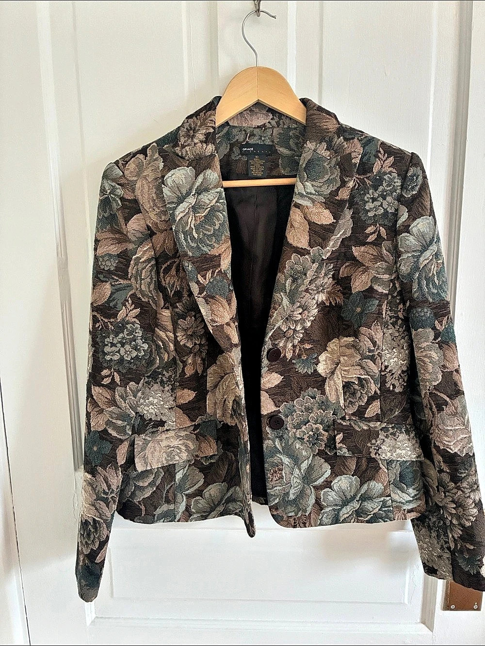 Floral Blazer in Brown & Green Like New